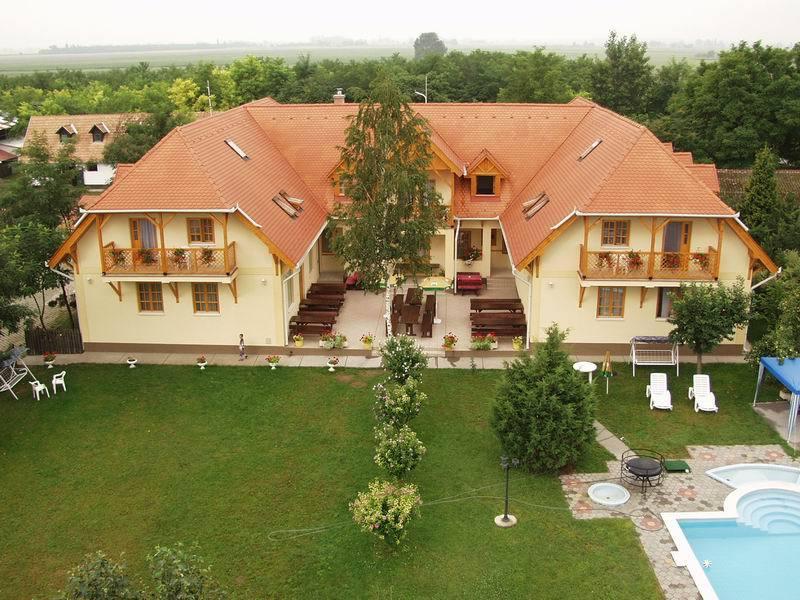 Adam Tanya Fogado Hotel Balázspuszta Buitenkant foto
